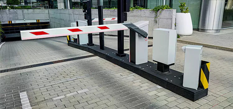 Custom Gate Design & Integration Waverly